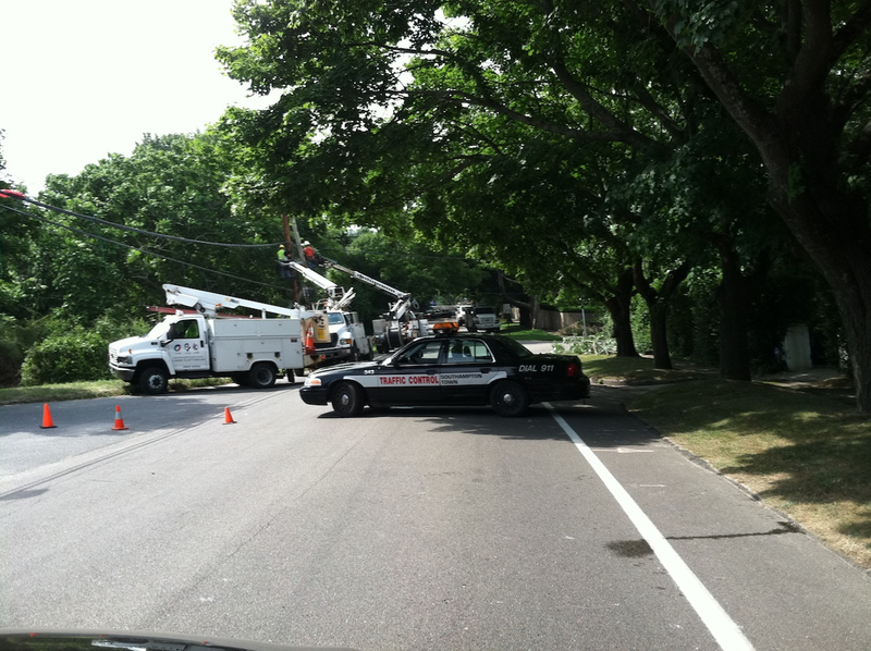 Illustration for article titled Jason Kidd Allegedly Drives Into A Telephone Pole, New Boss James Dolan's Cable Company Has To Clean Up Mess